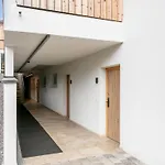 Apart33 2-12a Apartamento