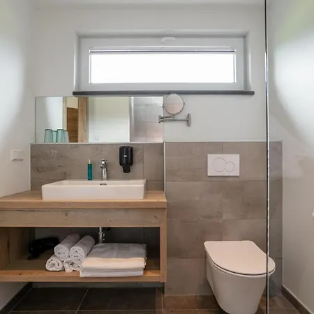 Apartment Apart33 2-12a
