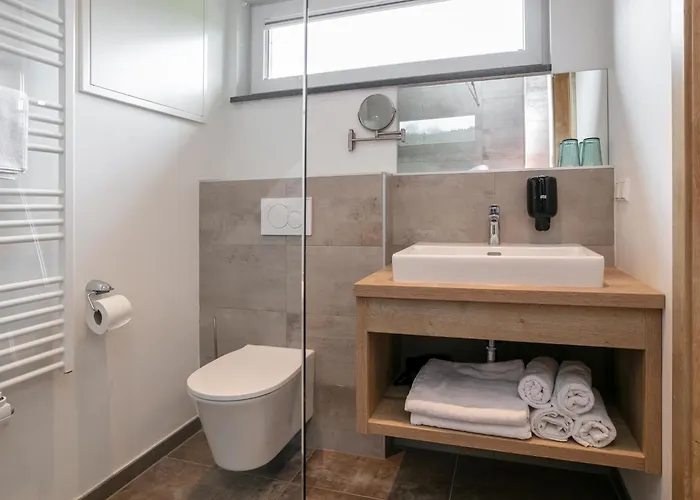 Apart33 2-12a * هاوس إم إنيستال