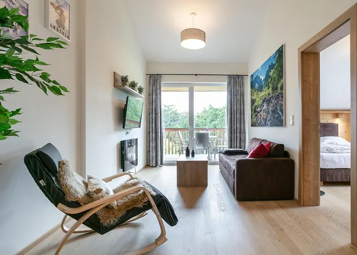 Apart33 2-12a Apartment *